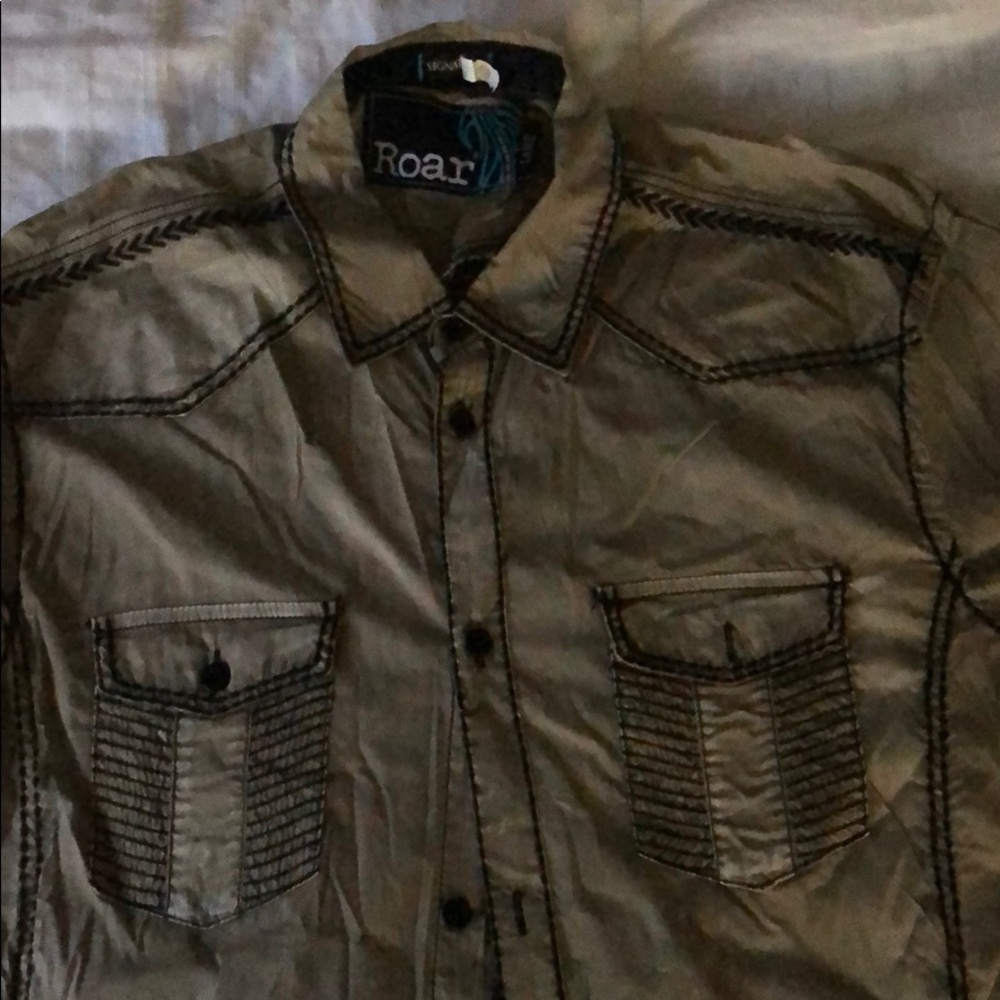 Roar dress shirt